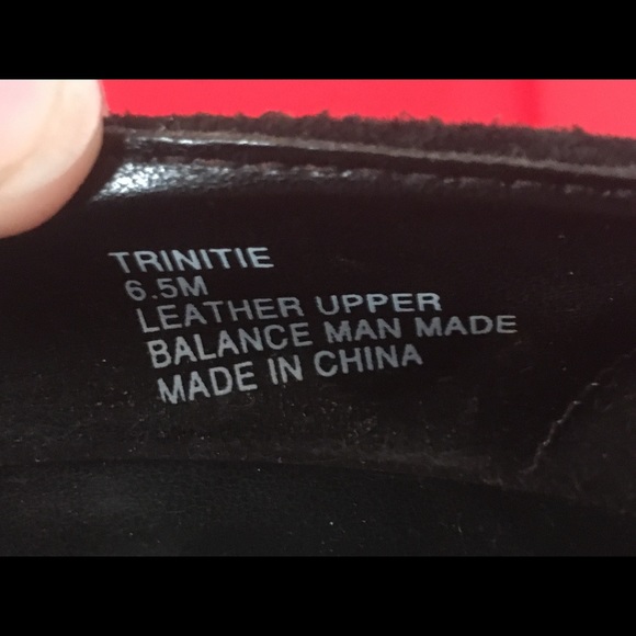 Steve Madden Black Suede Pumps - Picture 4 of 8